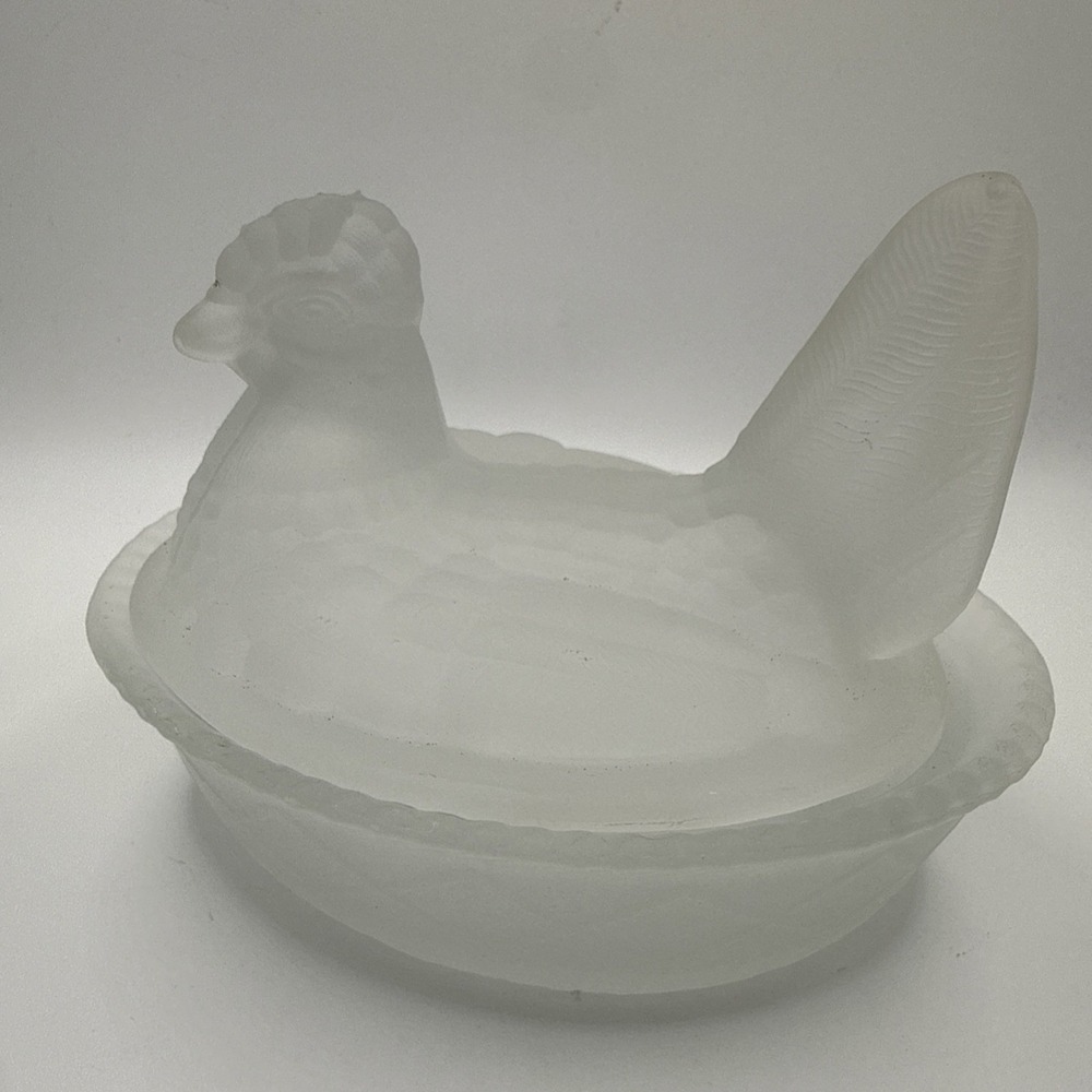 Vintage Westmoreland Frosted Glass Hen on Nest Covered Candy Dish 7"